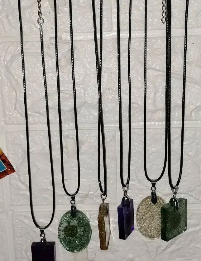 Cadeau original bijou fait main à Toulouse